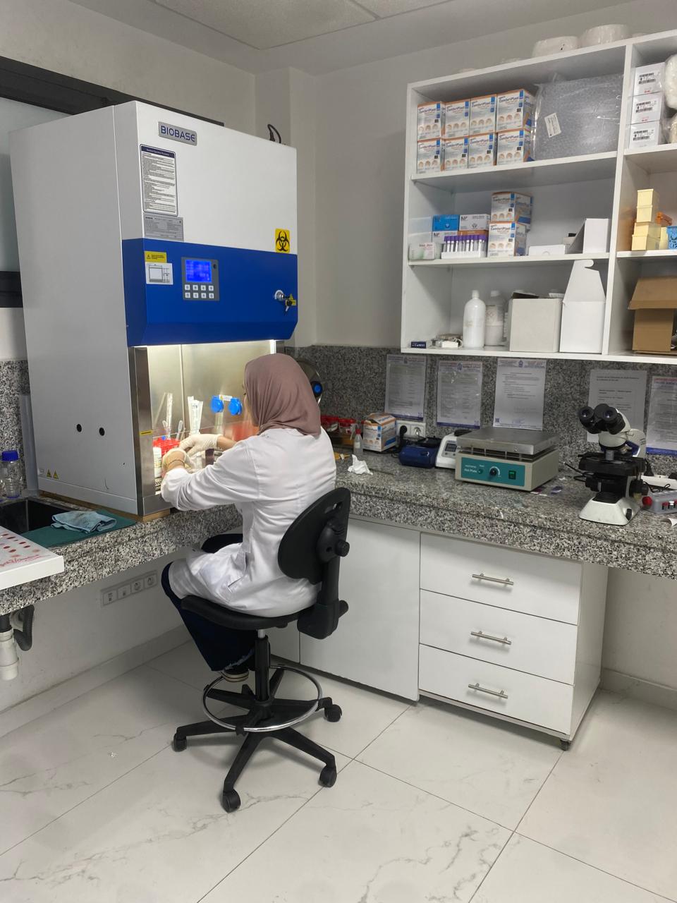 Biologie médicale Casablanca - Microscope